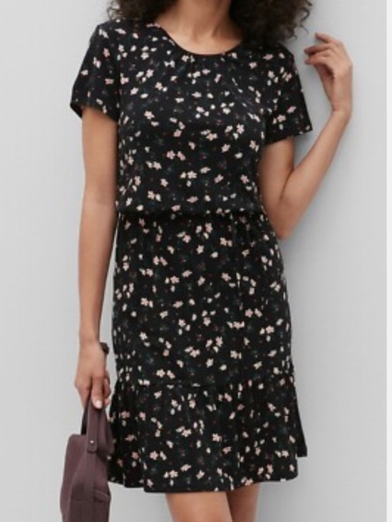 Banana Republic Dresses & Skirts - Banana Republic Black Floral jersey dress size XXSP